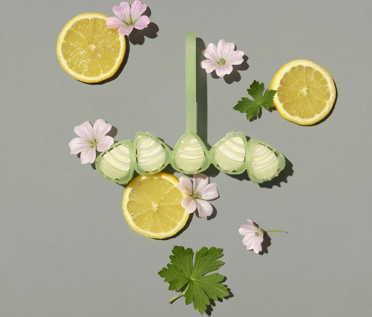 Marcel's Green Soap Toiletblok Geranium & Citroen - 55 gram Marcel's Green Soap Toiletblok Geranium & Citroen - 55 Gram -Huishoudelijke Artikelen Winkel