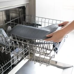 Navaris Siliconen Droogmat Met Afvoer - Aanrecht Droogmat Voor Afwas, Borden, Bestek, Glazen - Grijs 5 Navaris Siliconen Droogmat Met Afvoer - Aanrecht Droogmat Voor Afwas, Borden, Bestek, Glazen - Grijs -Huishoudelijke Artikelen Winkel 1200x1200 1295