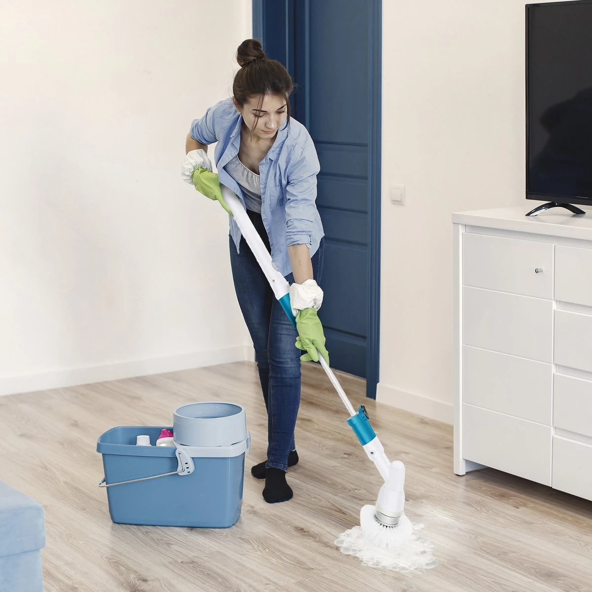 Strex Elektrische Schoonmaakborstel - Draadloze Schrobborstel - Schrobber - 3 Opzetstukken - Telescoopsteel - Poetsmachine met Krachtige Accu Strex Elektrische Schoonmaakborstel - Draadloze Schrobborstel - Schrobber - 3 Opzetstukken - Telescoopsteel - Poetsmachine Met Krachtige Accu -Huishoudelijke Artikelen Winkel 1200x1200 1612