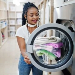 Omo Vloeibaar Wasmiddel Kleur - 100 Wasbeurten - Grootverpakking -Huishoudelijke Artikelen Winkel 1200x1200 207