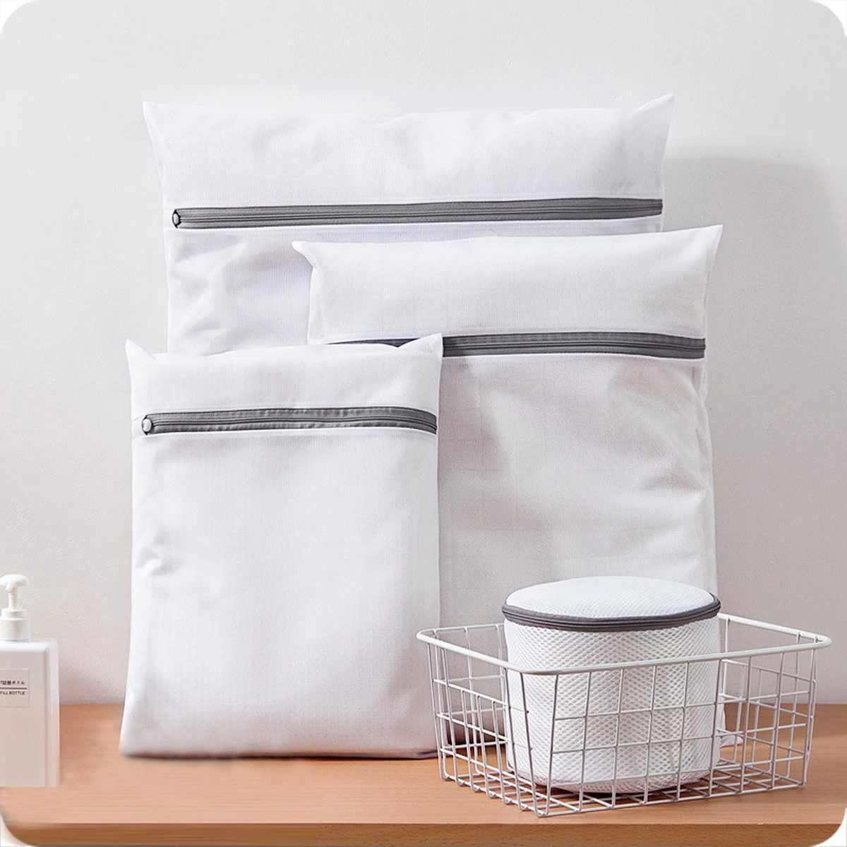 Waszak 4 Delig - 1x groot (50x60 cm) - 1x middel ( 40x50cm) - 1x normaal (30x40cm) - 1x BH (17x15cm) Merkloos Waszak 4 Delig - 1x Groot (50x60 Cm) - 1x Middel ( 40x50cm) - 1x Normaal (30x40cm) - 1x BH (17x15cm) -Huishoudelijke Artikelen Winkel 1200x1200 681