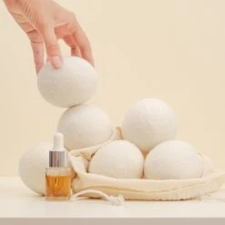 Apeiron Drogerballen - Droogballen - 6 XL Wasbollen - Droger - Duurzaam - Wasmachine - Wasverzachter - Energie Besparen - Zero Waste - Schapenvacht - Wol 2 Apeiron Drogerballen - Droogballen - 6 XL Wasbollen - Droger - Duurzaam - Wasmachine - Wasverzachter - Energie Besparen - Zero Waste - Schapenvacht - Wol -Huishoudelijke Artikelen Winkel 1200x1200 766