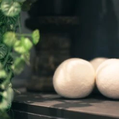 FAVE Drogerballen XL - 6 Stuks - Inclusief Opbergzakje - Wasbol - Wasballen - Doseerbol - Droogballen - Duurzaam 3 FAVE Drogerballen XL - 6 Stuks - Inclusief Opbergzakje - Wasbol - Wasballen - Doseerbol - Droogballen - Duurzaam -Huishoudelijke Artikelen Winkel 1200x1200 825