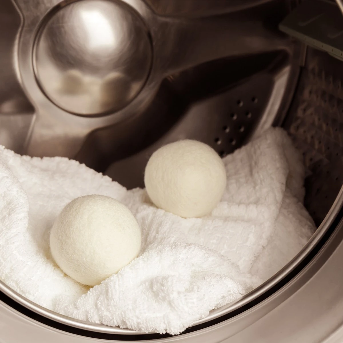 FAVE drogerballen XL - 6 stuks - Inclusief opbergzakje - Wasbol - Wasballen - Doseerbol - Droogballen - Duurzaam FAVE Drogerballen XL - 6 Stuks - Inclusief Opbergzakje - Wasbol - Wasballen - Doseerbol - Droogballen - Duurzaam -Huishoudelijke Artikelen Winkel 1200x1200 827