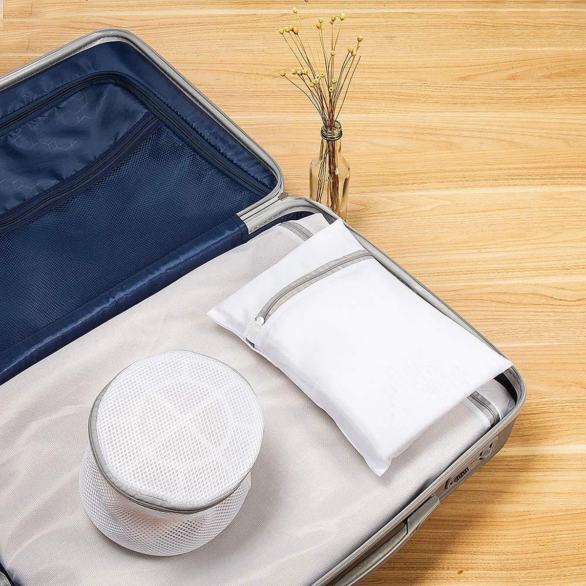 ForDig Wasnet Waszakjes (5 stuks) voor Lingerie en Fijne Was - Geschikt voor Wasmachine - Met Rits - Wit ForDig Wasnet Waszakjes (5 Stuks) Voor Lingerie En Fijne Was - Geschikt Voor Wasmachine - Met Rits - Wit -Huishoudelijke Artikelen Winkel 1200x1200 905