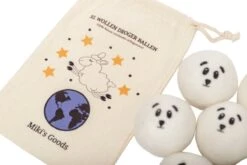 Miki's Goods® XL Wollen Drogerballen 6 Stuks - Panda Wasballen - Duurzaam - Wasbol - 100% Nieuw-Zeelandse Schapenwol - Wasbollen - Herbruikbaar- Droogballen - Snellere Droogtijd - Zuigt Dierenharen Op -Huishoudelijke Artikelen Winkel 1200x800 9