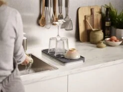 Joseph Joseph - Tier - Afdruipmat - Uitschuifbaar - Grijs -Huishoudelijke Artikelen Winkel 1200x900 29