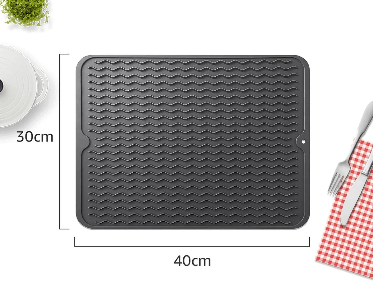 Afdruipmat - Pannenonderzetter- Siliconen mat - Zwart - 30 x 40 CM - Met ophanggat - Hittebestendig Merkloos Afdruipmat - Pannenonderzetter- Siliconen Mat - Zwart - 30 X 40 CM - Met Ophanggat - Hittebestendig -Huishoudelijke Artikelen Winkel 1200x905 2