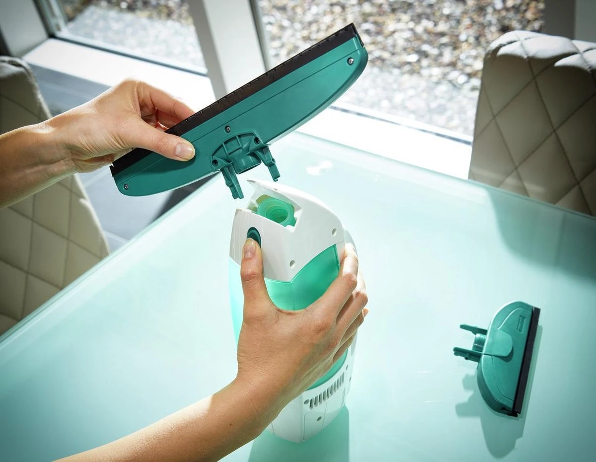 Leifheit dry & clean ruitenreiniger met steel (43 cm), inwasser en smalle zuigmond (17 cm) click system Leifheit Dry & Clean Ruitenreiniger Met Steel (43 Cm), Inwasser En Smalle Zuigmond (17 Cm) Click System -Huishoudelijke Artikelen Winkel 1200x930 2