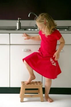 PUHLMANN - Inklapbare Kruk, JAMES, Hout, 23 Cm Hoog, Max 150 Kilo -Huishoudelijke Artikelen Winkel 798x1200 3