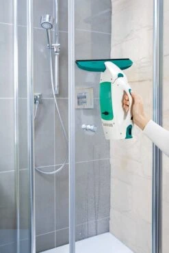 Leifheit Dry & Clean Raamzuiger - Click System - 17 Cm Wisbreedte - Raamoppervlakte 110 M² - Tot 38 Minuten 7 Leifheit Dry & Clean Raamzuiger - Click System - 17 Cm Wisbreedte - Raamoppervlakte 110 M² - Tot 38 Minuten -Huishoudelijke Artikelen Winkel 802x1200 1